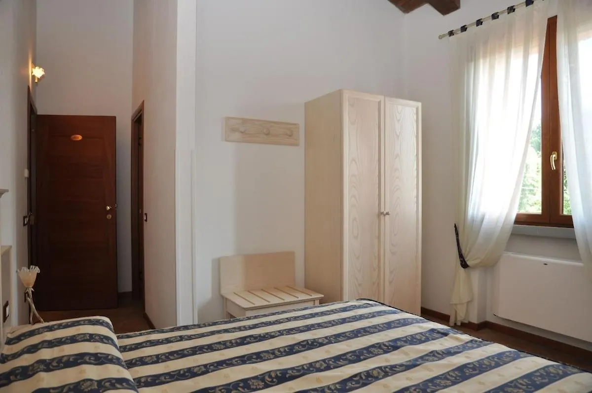 Locanda Mingaren La Panighina 0*,  Italy